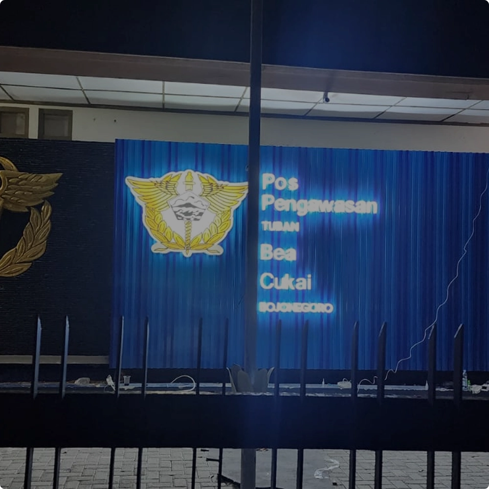Fahresa Jaya Pratama jasa visual branding akrilik 3D Surabaya Sidoarjo